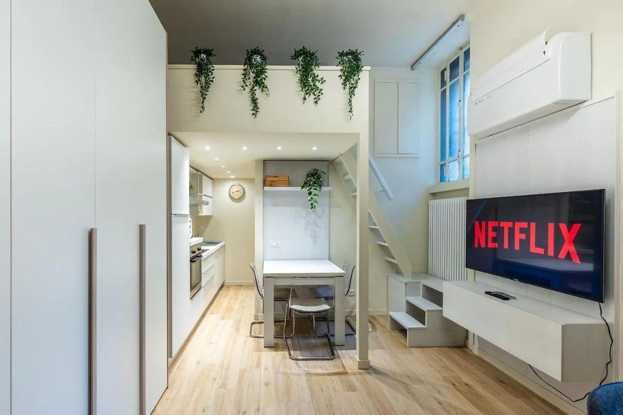 Apartament Sempione-DuomoNuovo Loft Con Wifi E Neflix Mediolan 0*,  Włochy